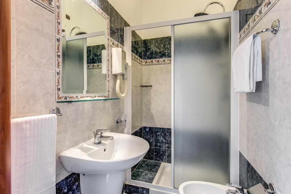 Centro Cavour 3*